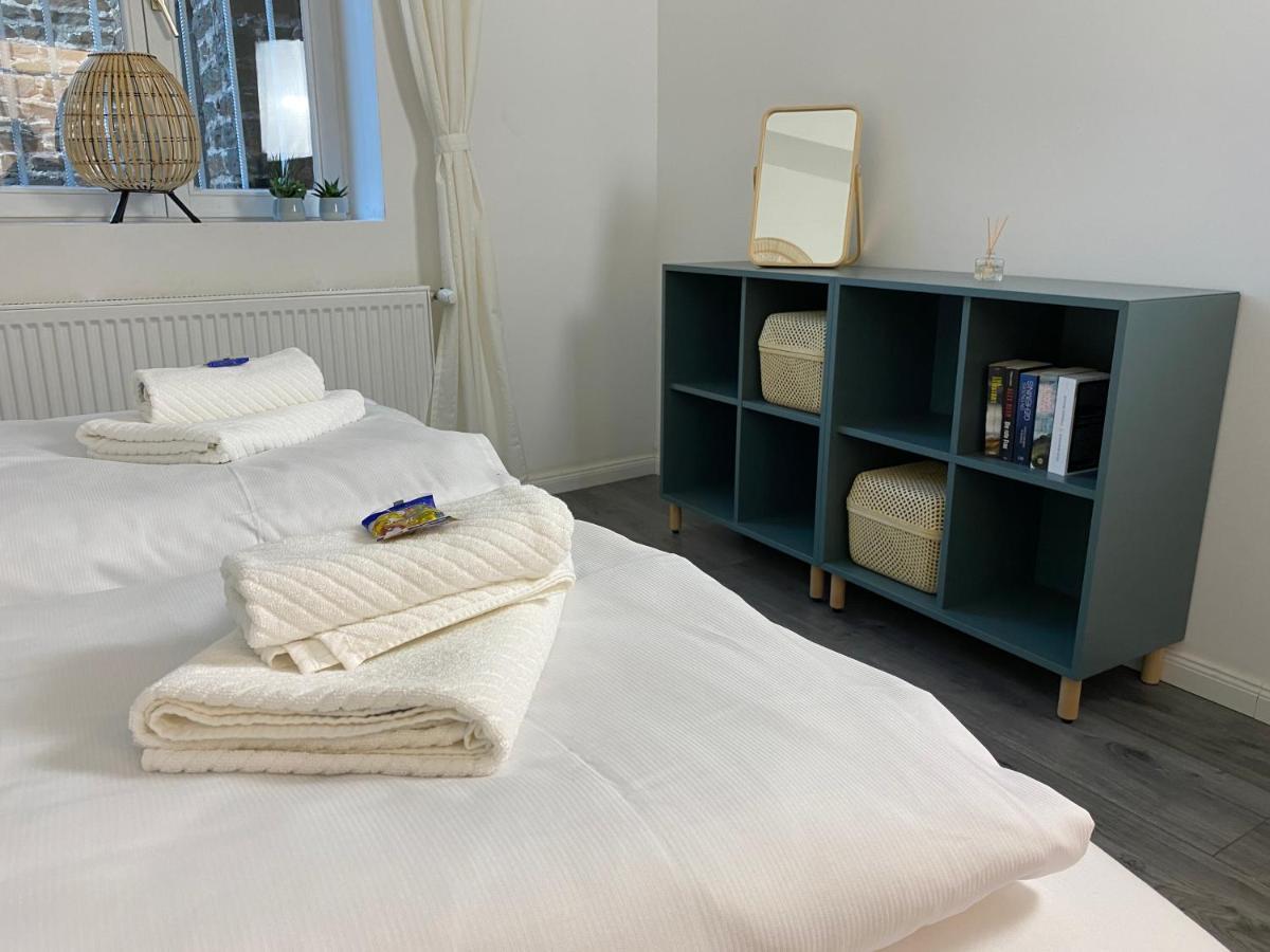 Apartmán Direct Moselle View 200M² 4 Sz 10Pers Terrace Sankt Aldegund Exteriér fotografie